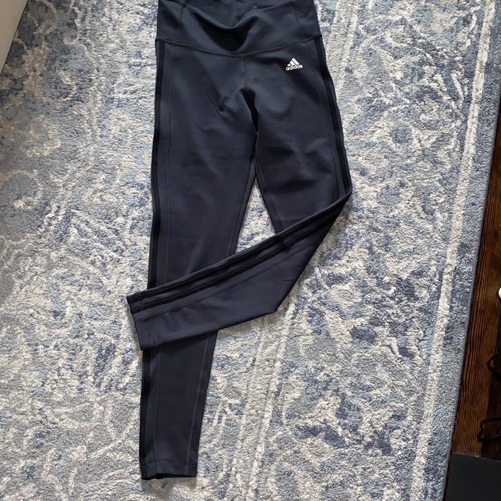 Adidas leggings